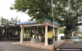 Pengurusan kuil sri maha mariamman, seafield perlu memulangkan semua tanah dan wang pampasan yang diterima daripada pemaju sebelum ini. Violence As Devotees Scuffle Over Relocation Of Seafield Temple