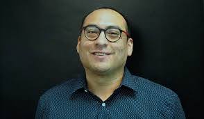 Javier Peraza's Instagram, Twitter & Facebook