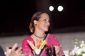 Zahra ismaili was convicted of the murder of her husband alireza zamani in iran and sentenced to be hanged at rajai shahr prison. Gallery Indian Jamati Institutional Dinner In Honour Of Princess Zahra The Ismaili