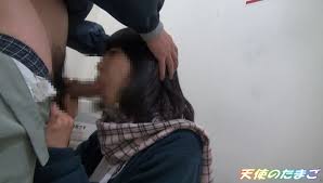 多目的トイレで女子校生にイラマエンコー５Ｋでおｋ？ | 素人コレクション