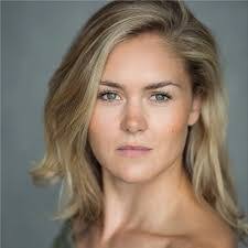 Suzanne Place's Instagram, Twitter & Facebook