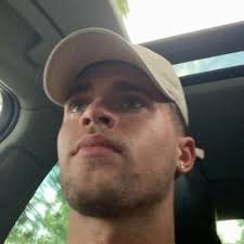 Abigail Lind-Rodriguez (@MonroeSmile_Abs)