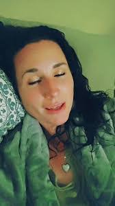 Anna Stringer's Instagram, Twitter & Facebook