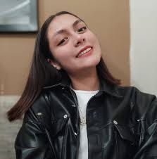 ChangBin y MinHo con mullet. ✨ . . . . . . . . . . . . . ©️ SSquishyjinn