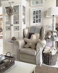 Log Wall In Family Room Walldecorshabbychic Weihnachtliches Zuhause Chic Wohnzimmer Shabby Chic Wohnzimmer
