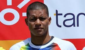 Fútbol Ecuador Selección Nacional Adrián Bone: “Que lindo sería ganar en  Colombia” (Audio)