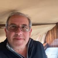 Bruce Stern's Instagram, Twitter & Facebook