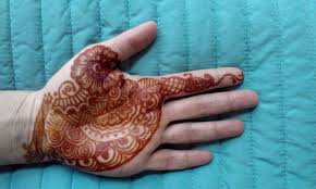According to a recent article in the west australian newspaper the temporary henna tattoos that are so popular among tourists on the island may not be as safe or as temporary as some people may think. Henna Cultural Appreciation Or Cultural Appropriation Her Culture