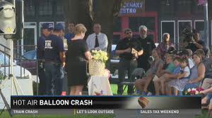 All 16 people on board died. Hundreds Gather To Remember Hot Air Balloon Crash Victims Kvue Com