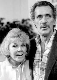 Doris day rock hudson filme. Rock Hudson The Shot Heard Round The World Poz