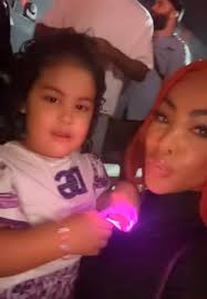 Tras anunciar su separación con Cazzu, Christian Nodal fue visto junto a la  argentina Ángela Aguilar. 😐💔