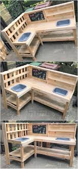 Rustikale Paletten Holzerne Funkelnde Schlamm Kuche Funkelnde Naturalplaygroundideasmudki Gartenwaschbecken Palettengarten Diy Palettenmobel