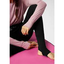 Get comfortable in yoga pants or yoga leggings and yoga tops designed to breath even during a hot bikram yoga session. Ocean Sportswear Yogahose Soulwear Yoga Relax Pants Mit Fussstulpen Fur Bestellen Baur