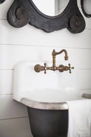 4.4 out of 5 stars 701. Antique And Vintage Inspired Sinks And Faucets Heirloomed Blog