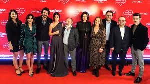 Sondaki fotoğrafta yönetmen selahattin sancaklı görülüyor. Nasipse Olur Filminin Galasi Yapildi