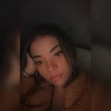 Chelley's team with a message for the world ❤️