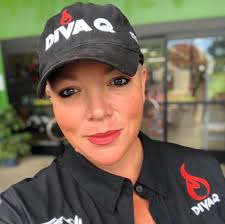 Diva q, host of the hit tv show bbq crawl, brings us her backyard barbecue recipes, with more than 185 grilling favorites for absolutely everyone. Diva Q Facebook