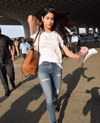 @janhvikapoor @vardannayak @tanghavri @namdeepak @sajzdot… Janhvi Kapoor Official Fanpage On Instagram Jhanvi Kapoor S Leaves For Chennai For Her Mother Casual College Outfits Cute Preppy Outfits Casual Weekend Style