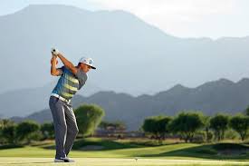 This is the simple way to play draw and fade golf shots. How To Hit Rickie Fowler S Freaky Long Fade Instruction Golf Digest