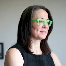 Renee Beard's Instagram, Twitter & Facebook