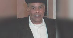 Mr. Robert Earl Woods Obituary