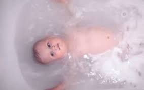 Many of our products designed for eczema, dermatitis etc all contain chamomile. How To Make A Chamomile Bath For Babies Parenthood4ever Parenthood4ever