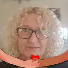 Hi all my lovelies . No service tonight as I'm away . We are back to normal  the 11 th September with the wonderful Paula Stevens xx Will be a super  evening