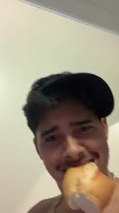 Rafael D. Henry (@rafaelhenryzin)