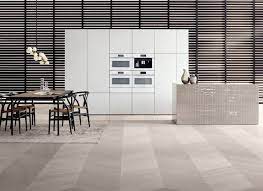 Opening up unimagined cooking possibilities in a small space. Miele H 6800 Bmx Handleless Microwave Combination Oven