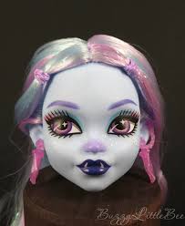 MONSTER HIGH