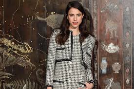 Margaret qualley news, gossip, photos of margaret qualley, biography, margaret qualley boyfriend list 2016. Margaret Qualley S Lessons In Cool