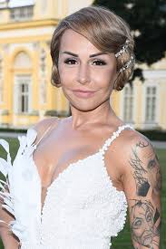 Blanka urodziła się 22 lipca 1985 roku. Blanka Lipinska Niczym Pralinka Na Imprezie Rafaello Gora Kreacji Zachwyca Ale Zobaczcie Na Dol Wow