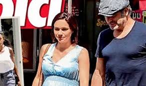 14,481 likes · 71 talking about this · 1 was here. Jean Dujardin Et Nathalie Pechalat En Toute Discretion En Normandie