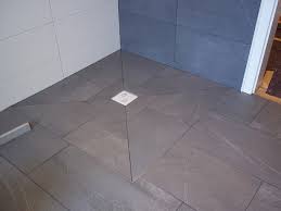 Bodengleich geflieste duschen mit linearentwässerung. Duschen Fliesenfachgeschaft Kurt Hattendorffliesenfachgeschaft Kurt Hattendorf