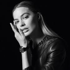 Margot Robbie Fashion, News, Photos and Videos