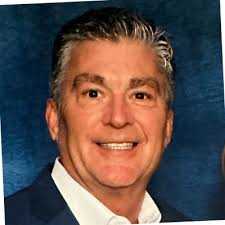 Excited to announce my new role as Mid-Commercial Account Director at  Salesforce! The past 3.5 years have been truly fulfilling, thanks to the  incredible support from leaders, teammates, and…