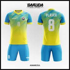 Meski demikian, di bagian dada ada berbagai kombinasi warna seperti kuning, biru muda, oranye, dan hijau. Desain Baju Bola Futsal Printing Code Amarezul Gradasi Biru Kuning