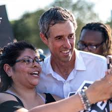 A backlash against new abortion ban in Texas should help Beto O'Rourke