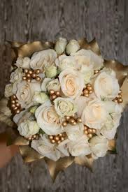Ivory and gold rose bouquets for wedding. Luxurious Wedding With Golden Color Decorations 31 Gold Wedding Flowers Gold Bouquet Wedding Flowers