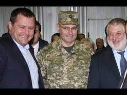 Главнокомандующий всу руслан хомчак уходит в отставку. Atoshniki Vozmusheny Naznachennyj Zelenskim General Homchak Predatel Vinovnyj V Ilovajske Youtube