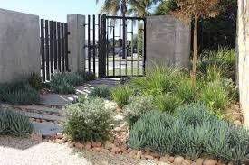 Average costs for materials and equipment for commercial landscaping in irvine. Landscaping Costs How To Save In 2021 Oneflare