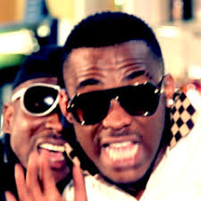 Stream chris fly music