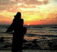 Jelajahi koleksi jilbab, kartun, gambar gambar logo, kaligrafi, siluet kami yang luar biasa. Hijab Siluet