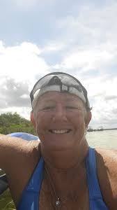 Hello my name is TJ I live in Apopka Florida looking to meet somebody and  develop a friendship or something more sending out good vibes