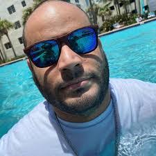 David Rolon's Instagram, Twitter & Facebook