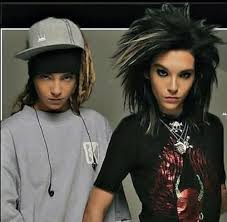 Gruppen består av bill kaulitz , tom kaulitz , georg listing och gustav schäfer. Bill Kaulitz Tokio Hotel And Tom Kaulitz Image 148881 On Favim Com