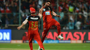 Mohammed siraj, the auto driver's son from hyderabad, moves to. Ipl 2018 Watch Virat Kohli Enjoys Cheat Meal At Rcb Team Mate Mohammed Siraj S Home Ahead Of Srh Clash