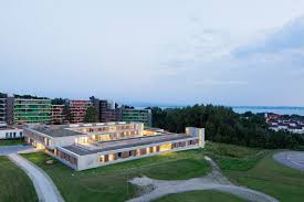 gallery of psychiatric centre friedrichshafen huber staudt architekten 1 hospital architecture healthcare architecture hospital design architecture