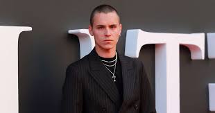 He is an actor, known for élite (2018), 15 años y un día (2013) and la corona partida (2016). Aron Piper Comes Out With A Famous Spanish Influencer Web24 News
