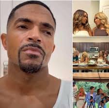 Why is person using Piarry bank?